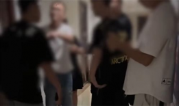 打光屁屁的视频